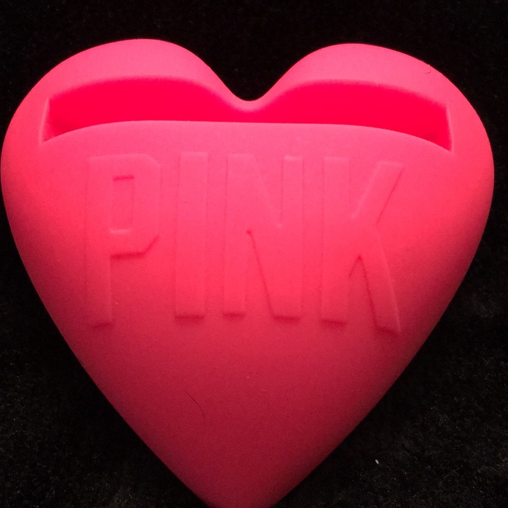 Victoria’s Secret PINK heart